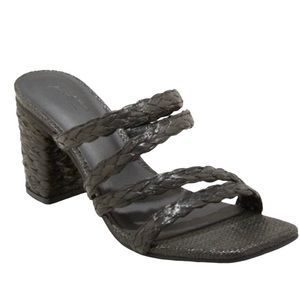 Universal Thread Claire Black Braid Strappy Block Heel Slip On Sandal Heels 8.5
